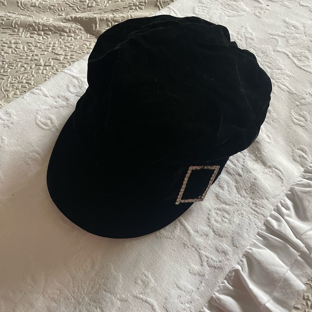 Women’s Harley Davidson Hat, Soft Black Velvet, Size Small, NWT